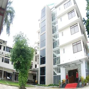 3* Hotel Holiday Hotel